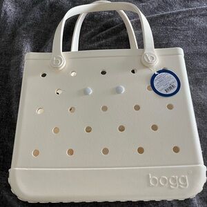 Baby Bogg Medium bag NWT in coconut